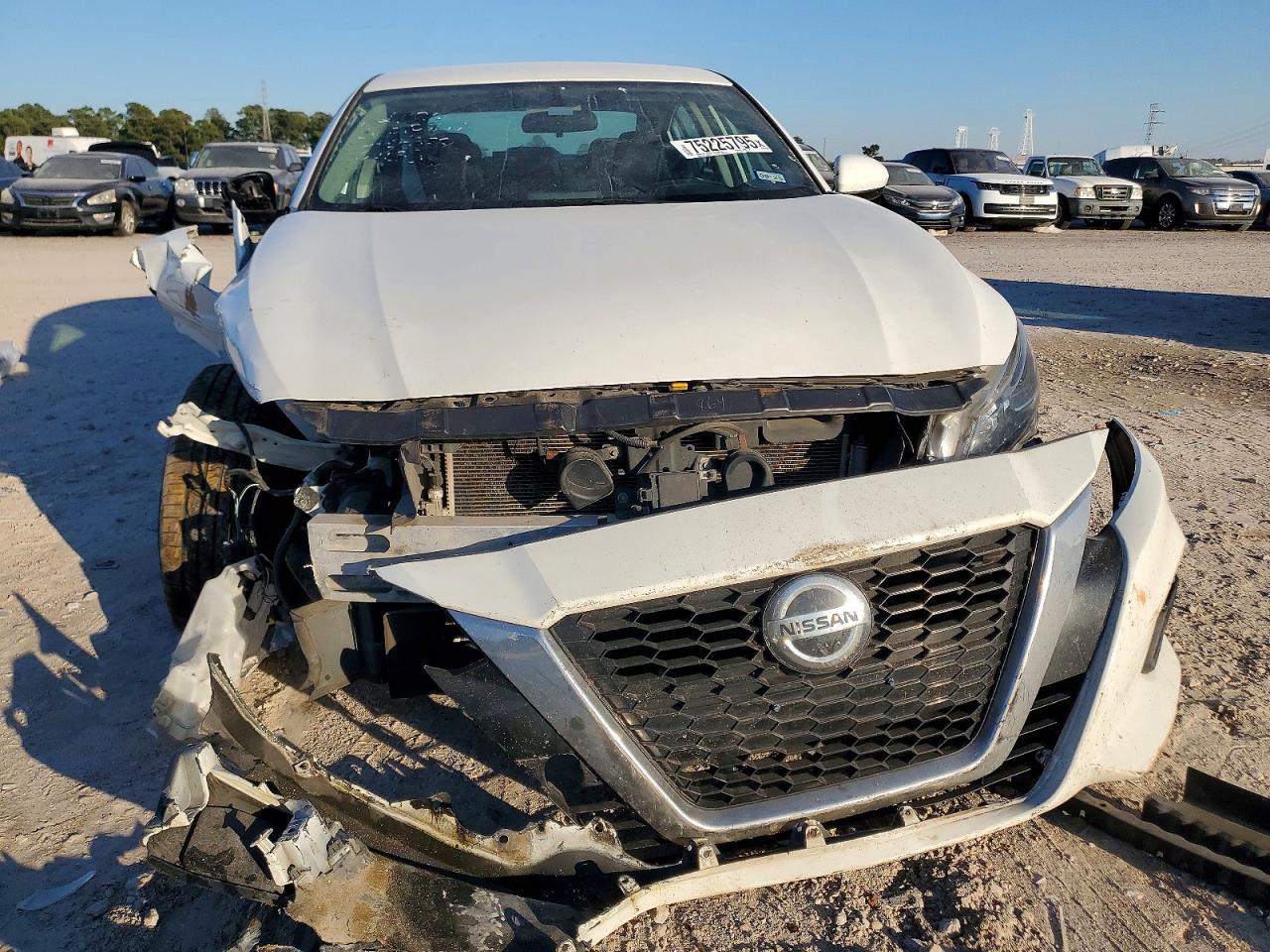 2020 Nissan Altima S - Фото 5