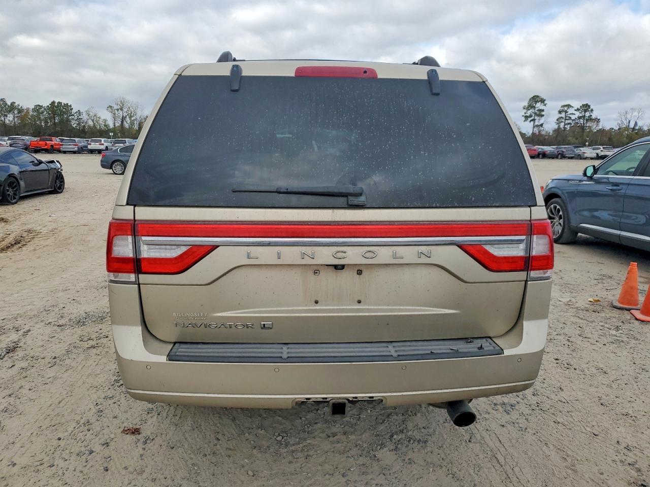2017 Lincoln Navigator L Select - Фото 6