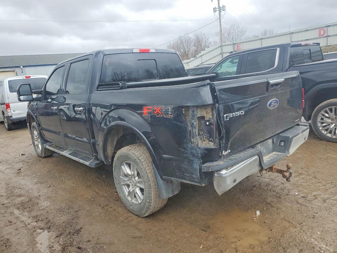 2016 Ford F150 Supercrew - Фото 2