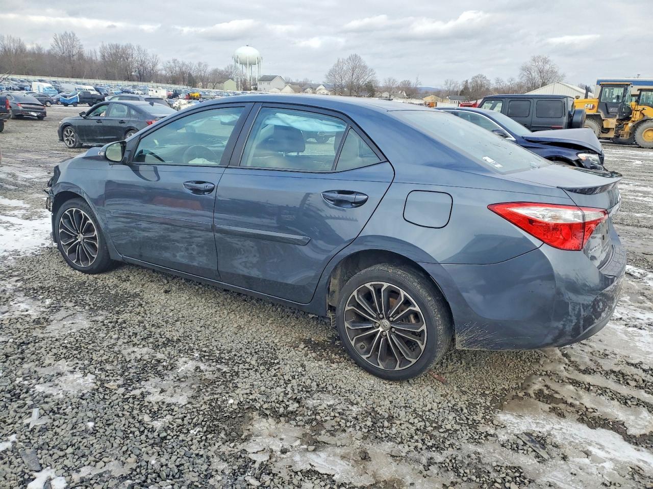 2016 Toyota Corolla - Фото 2