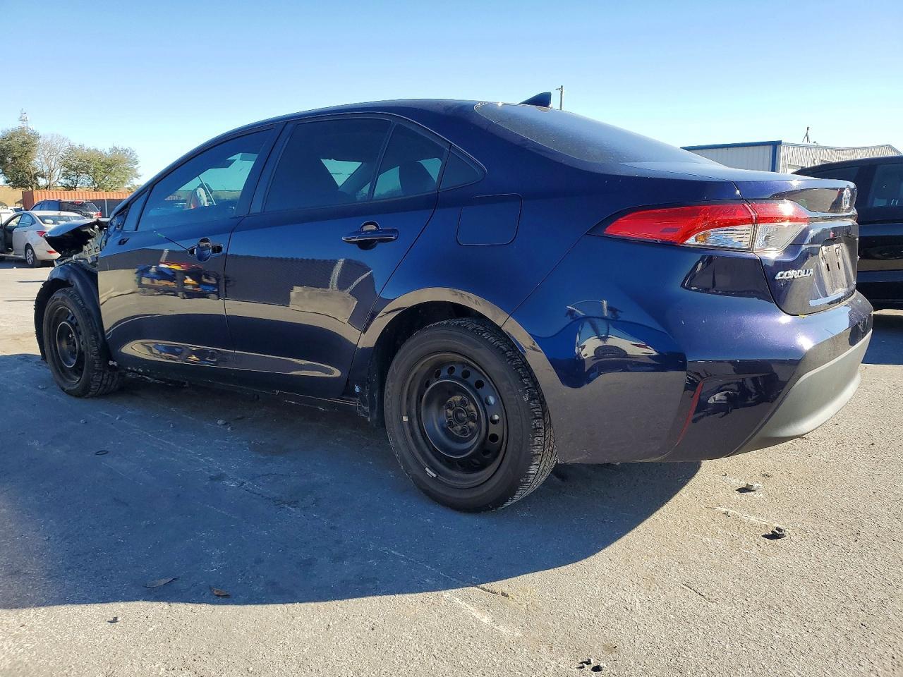 2023 Toyota Corolla Le - Image 2