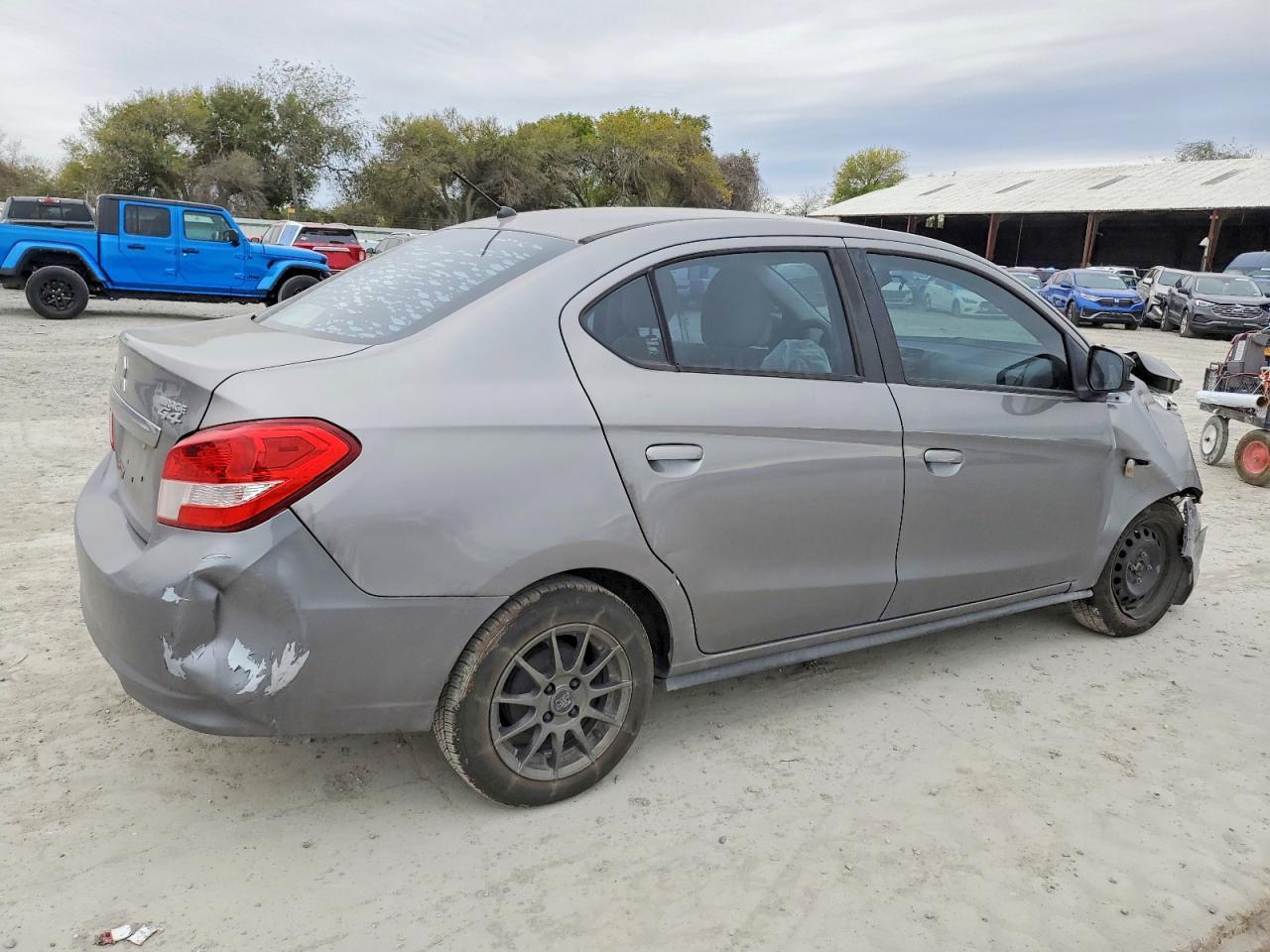 2019 Mitsubishi Mirage G4 Es - Image 3