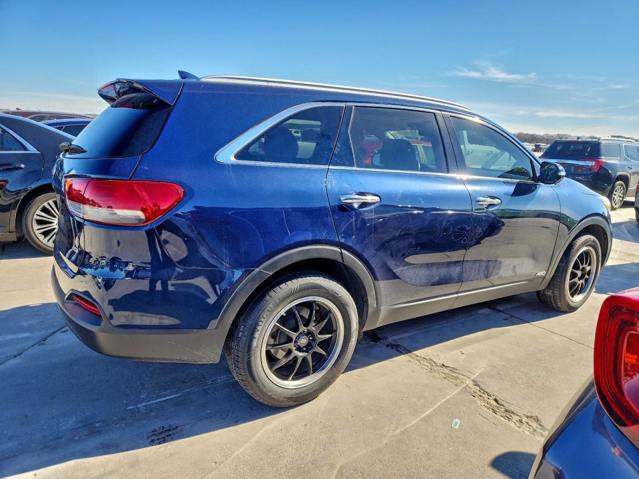 2017 Kia Sorento Lx - Image 3