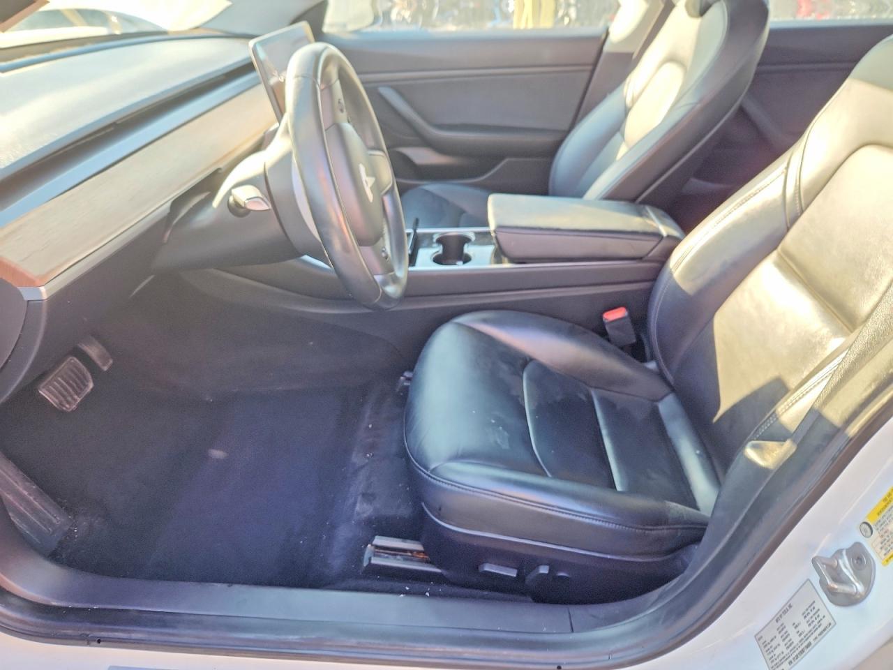 2019 Tesla Model 3 - Image 7