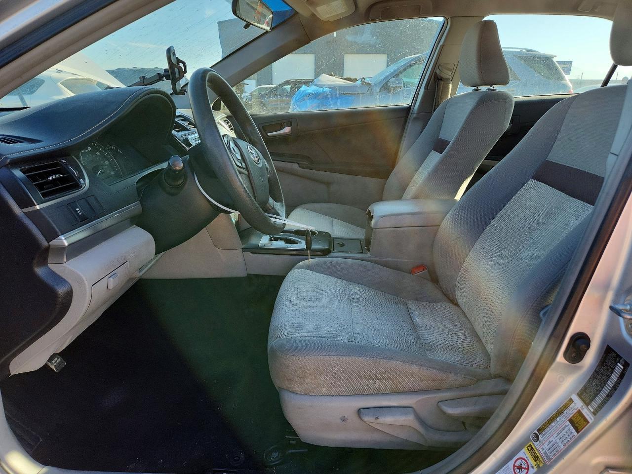 2012 Toyota Camry Base - Фото 7