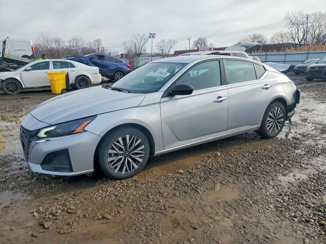 2024 Nissan Altima Sv