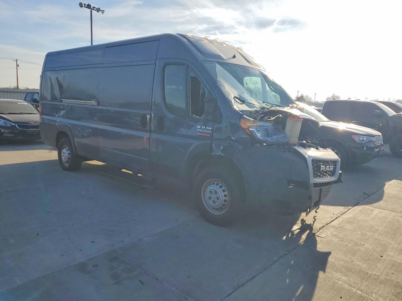2020 Ram Promaster 3500 Delivery Van - Image 4