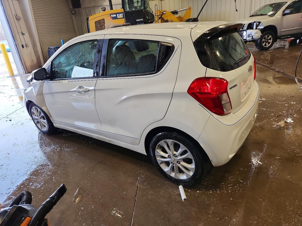 2020 Chevrolet Spark 1Lt - Фото 2