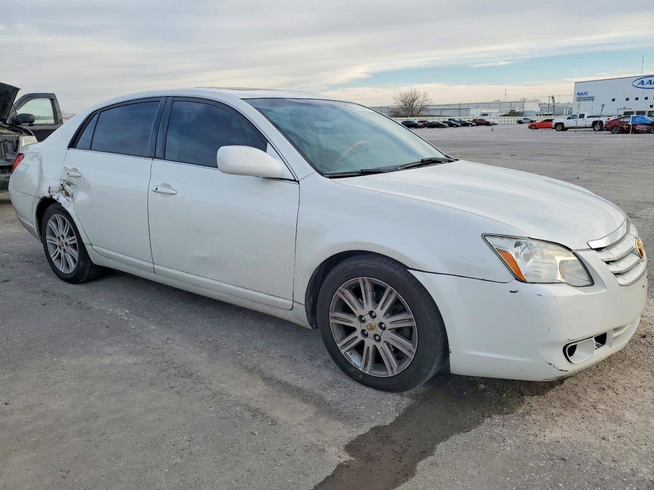 2005 Toyota Avalon Xl - Image 4