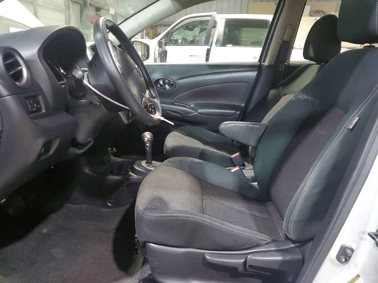 2019 Niss Versa Sv - Image 7