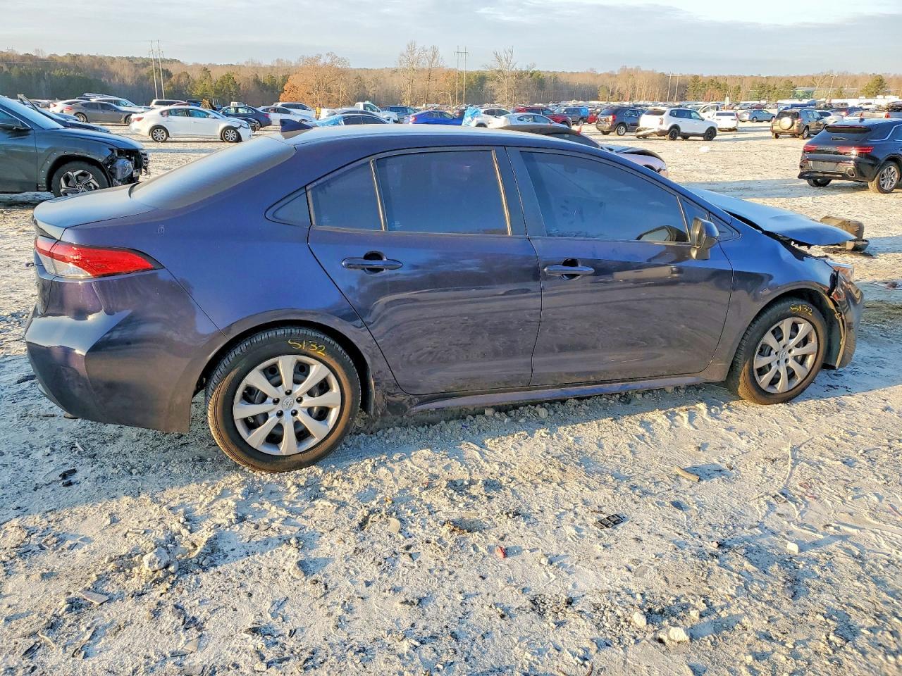 2021 Toyota Corolla Le - Image 3