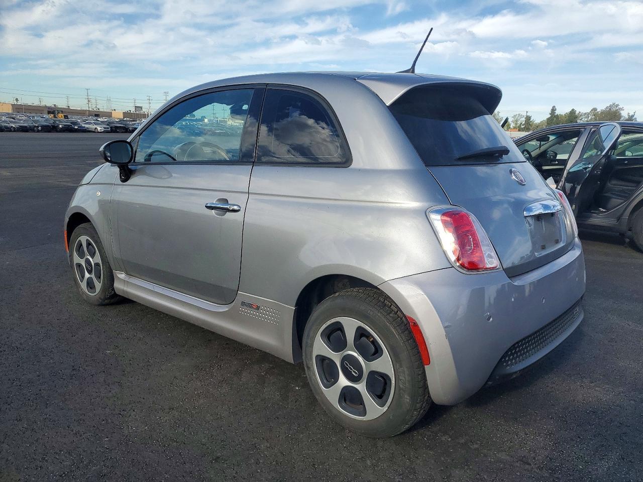 2016 Fiat 500 Electric - Фото 2