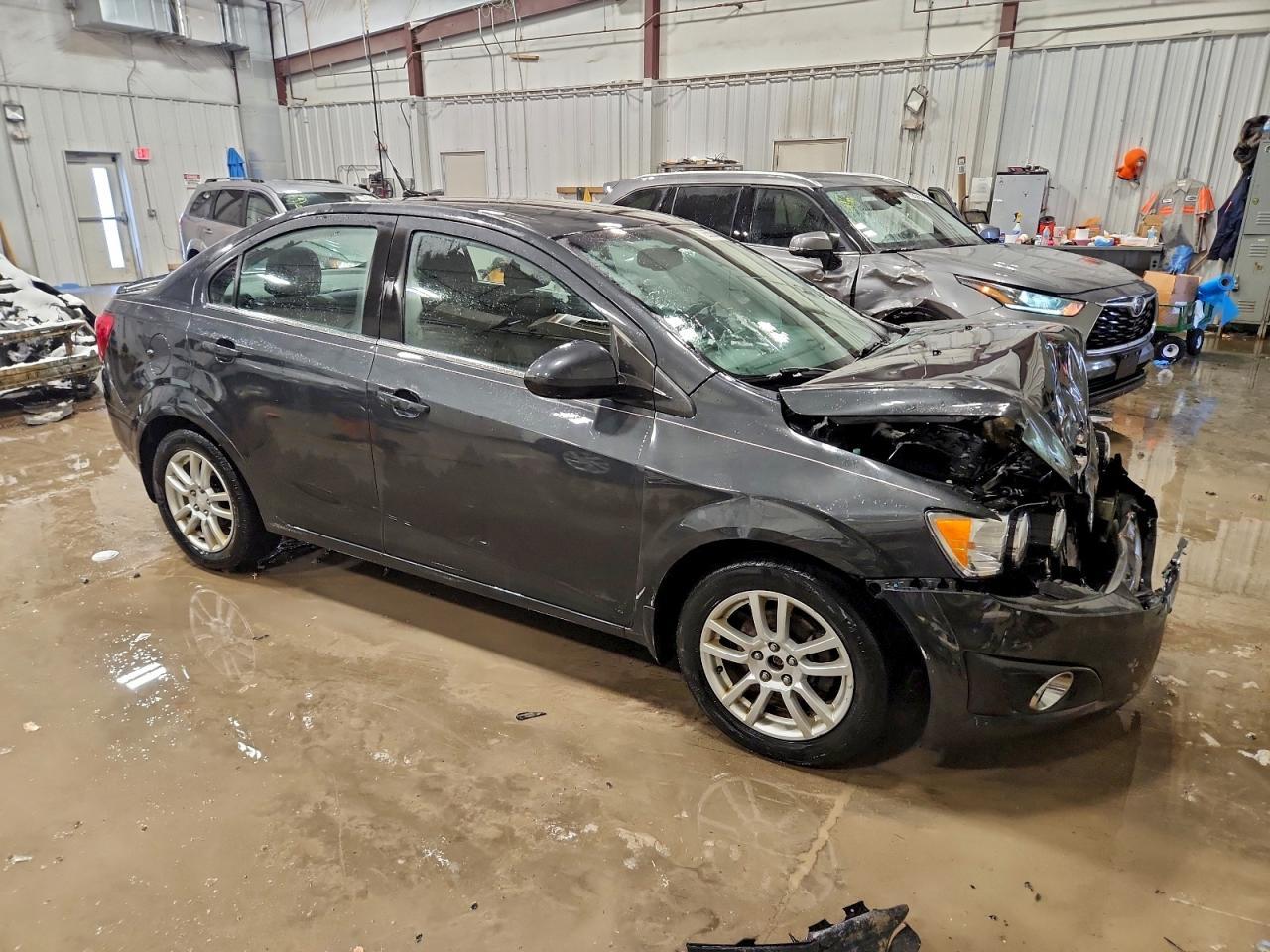 2014 Chevrolet Sonic Lt - Фото 4