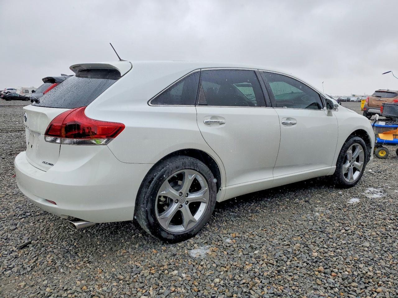 2015 Toyota Venza Le - Фото 3