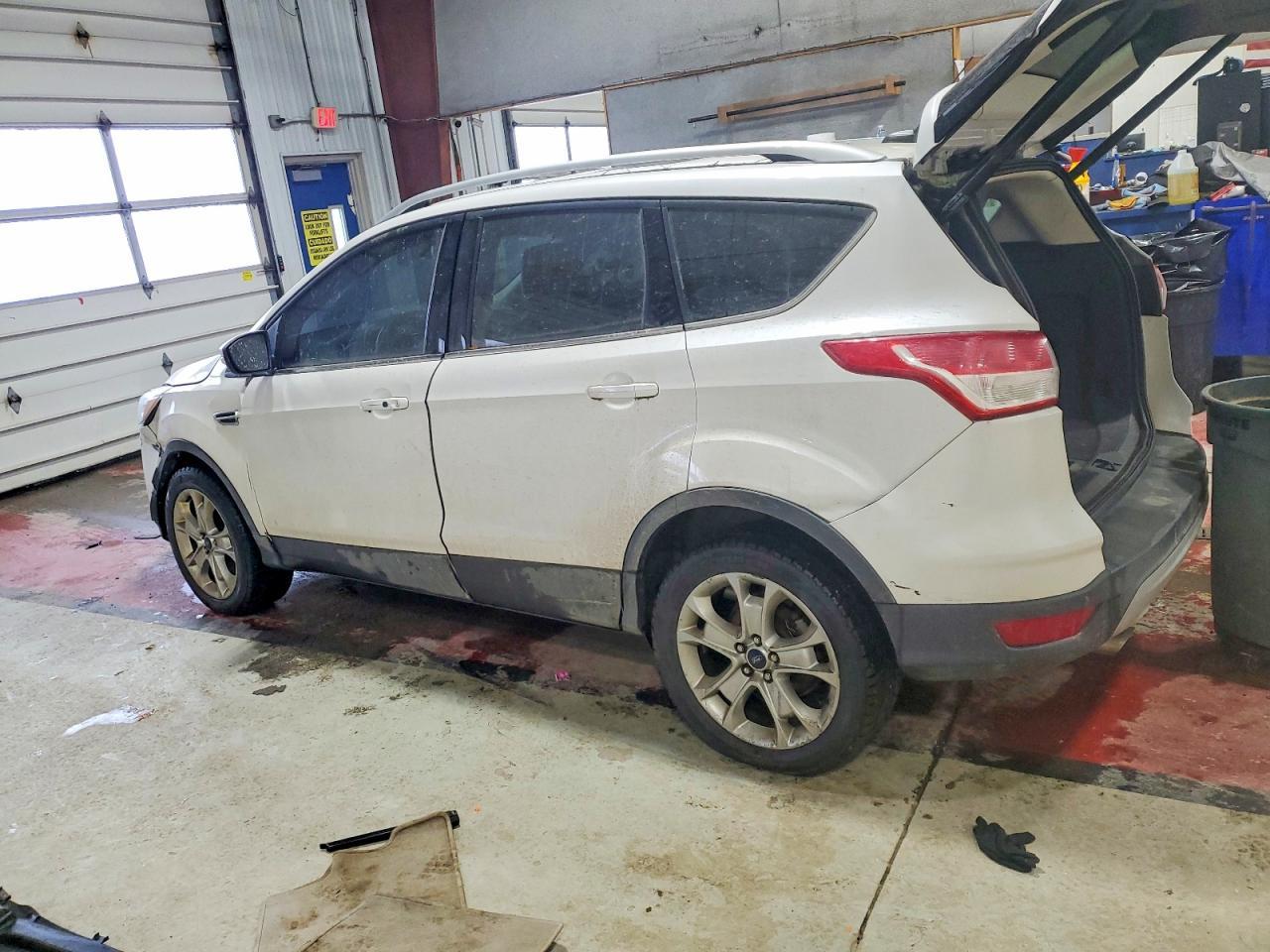 2016 Ford Escape Titanium - Image 2