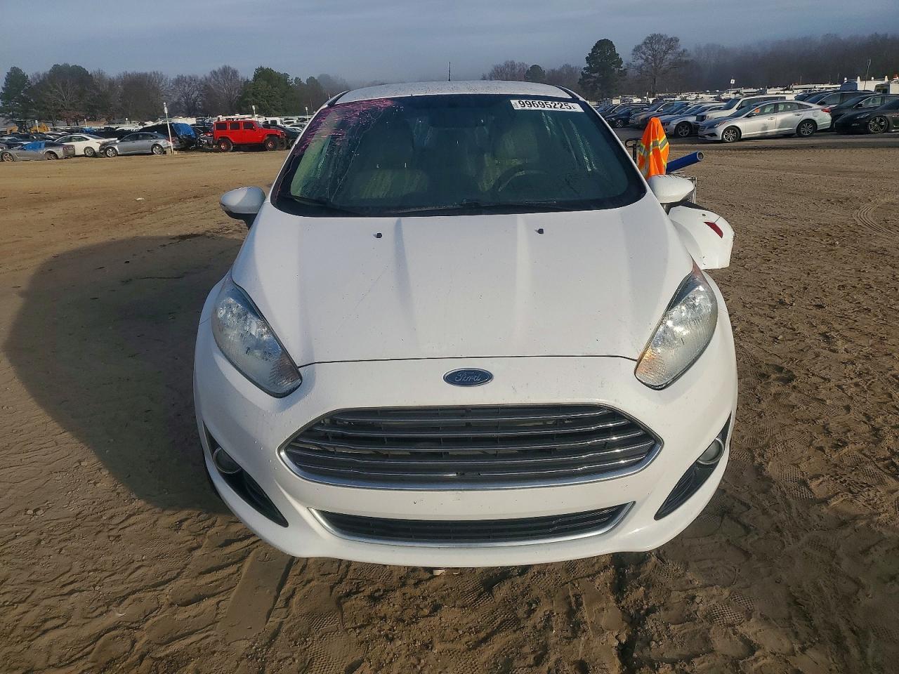 2015 Ford Fiesta Titanium - Image 5