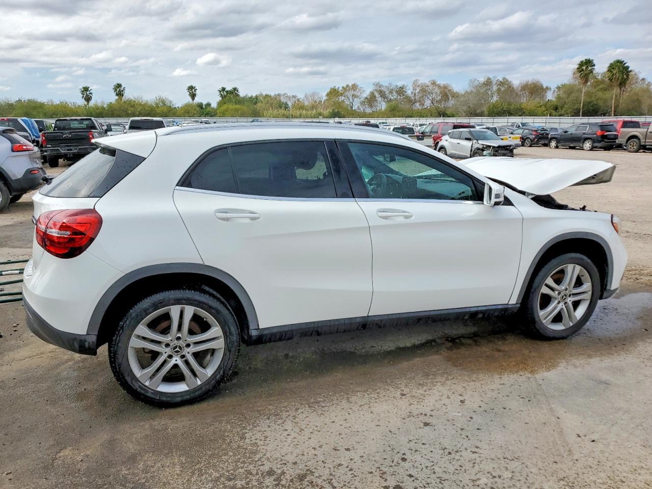 2020 Mercedes-Benz Gla 250 - Фото 3