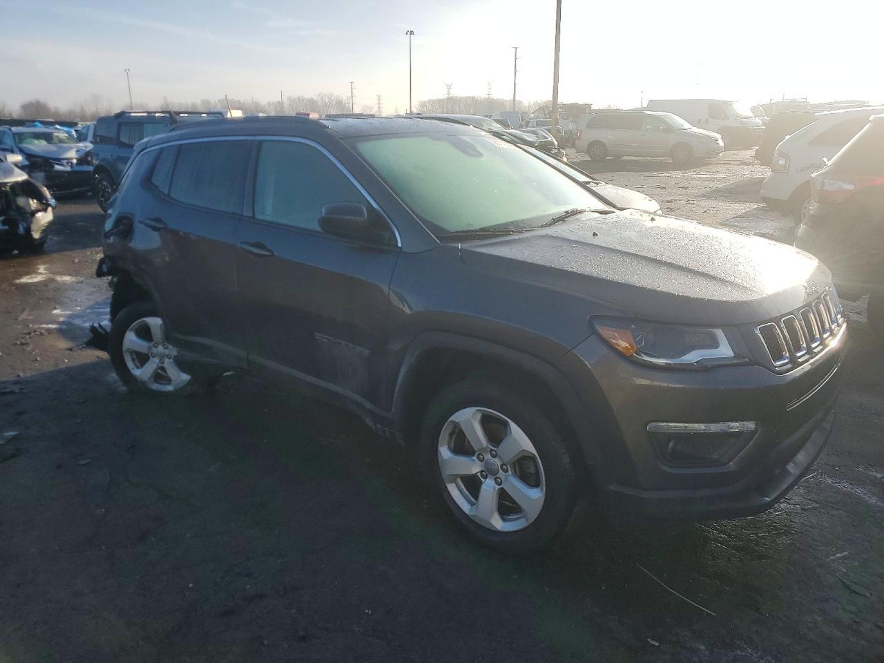 2018 Jeep Compass Latitude - Фото 4