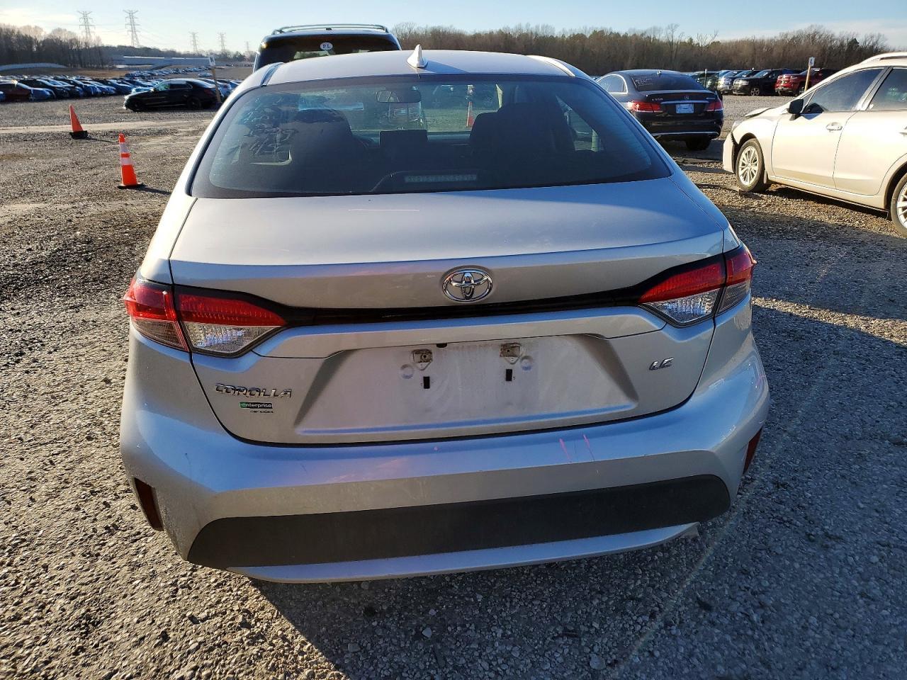 2022 Toyota Corolla Le - Фото 6