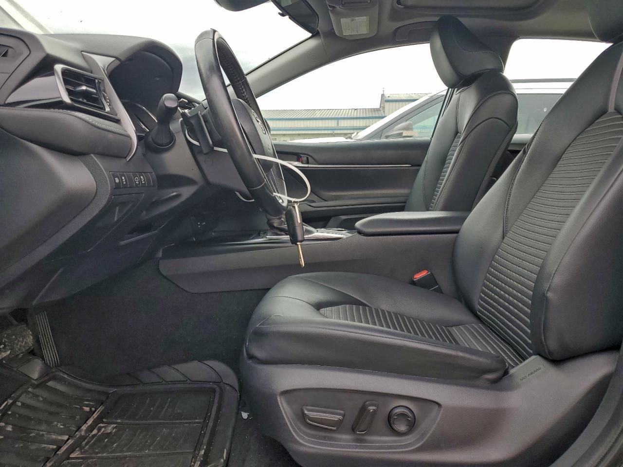 2019 Toyota Camry L - Фото 7