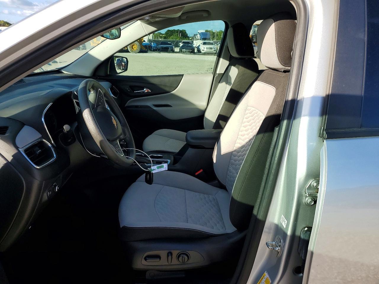 2021 Chevrolet Equinox Ls - Фото 7