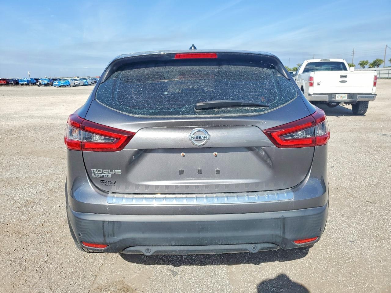 2020 Nissan Rogue Sport S - Фото 6