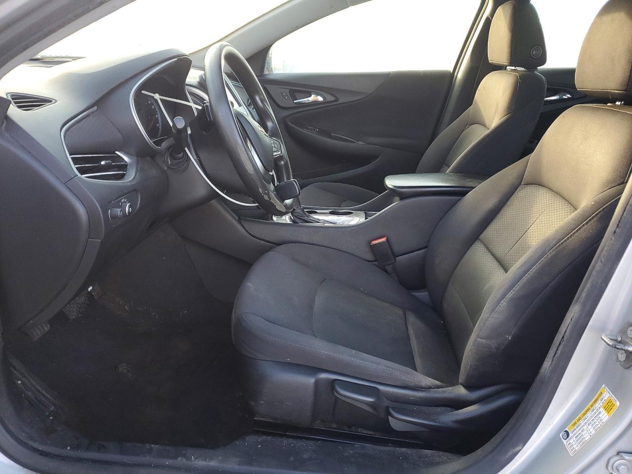 2017 Chevrolet Malibu Ls - Фото 7