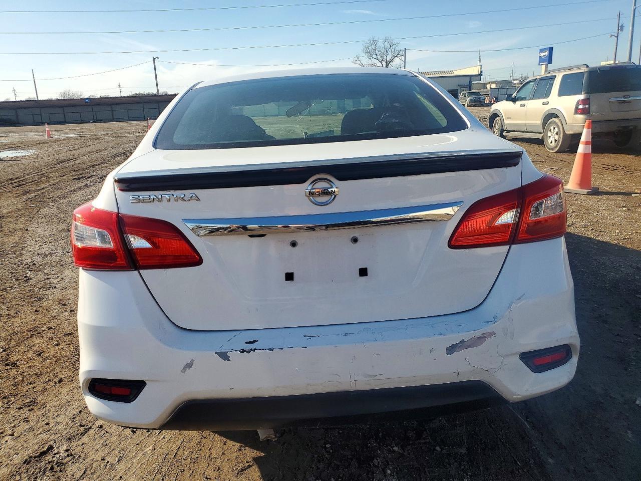 2018 Nissan Sentra S - Image 6