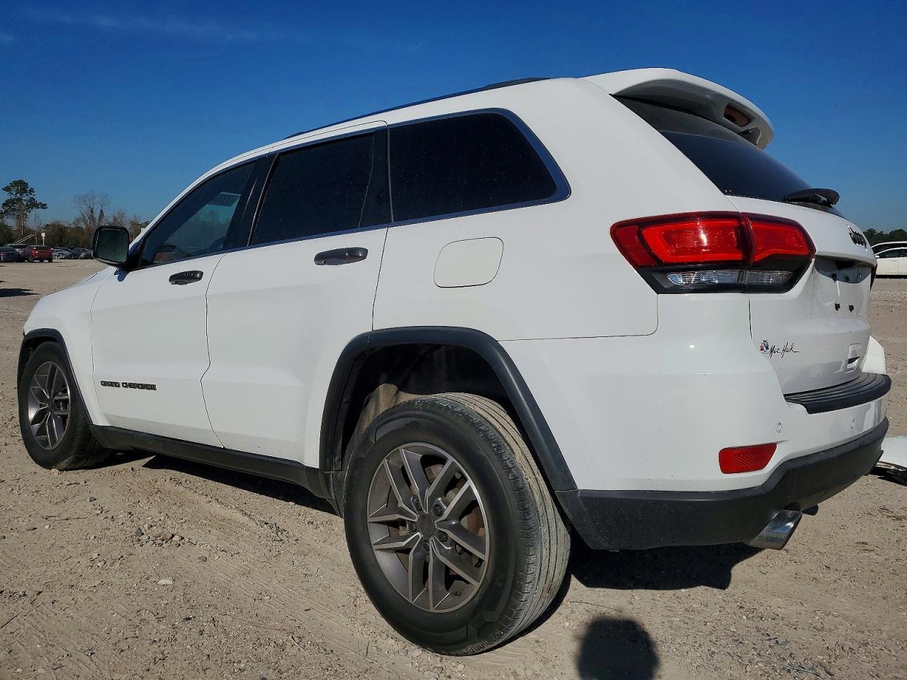 2021 Jeep Grand Cherokee Limited - Image 2