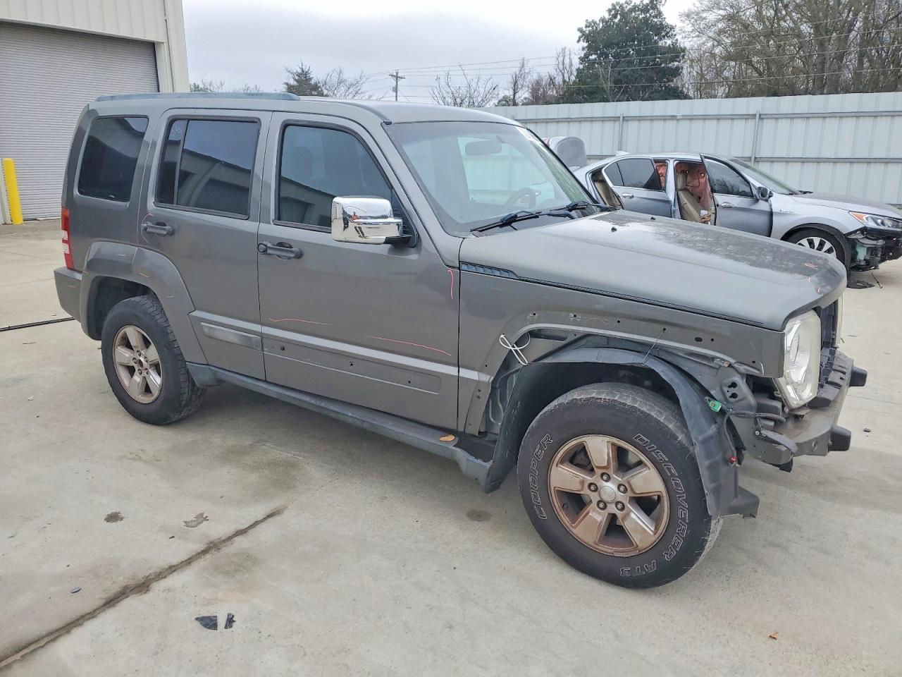 2012 Jeep Liberty Sport - Фото 4