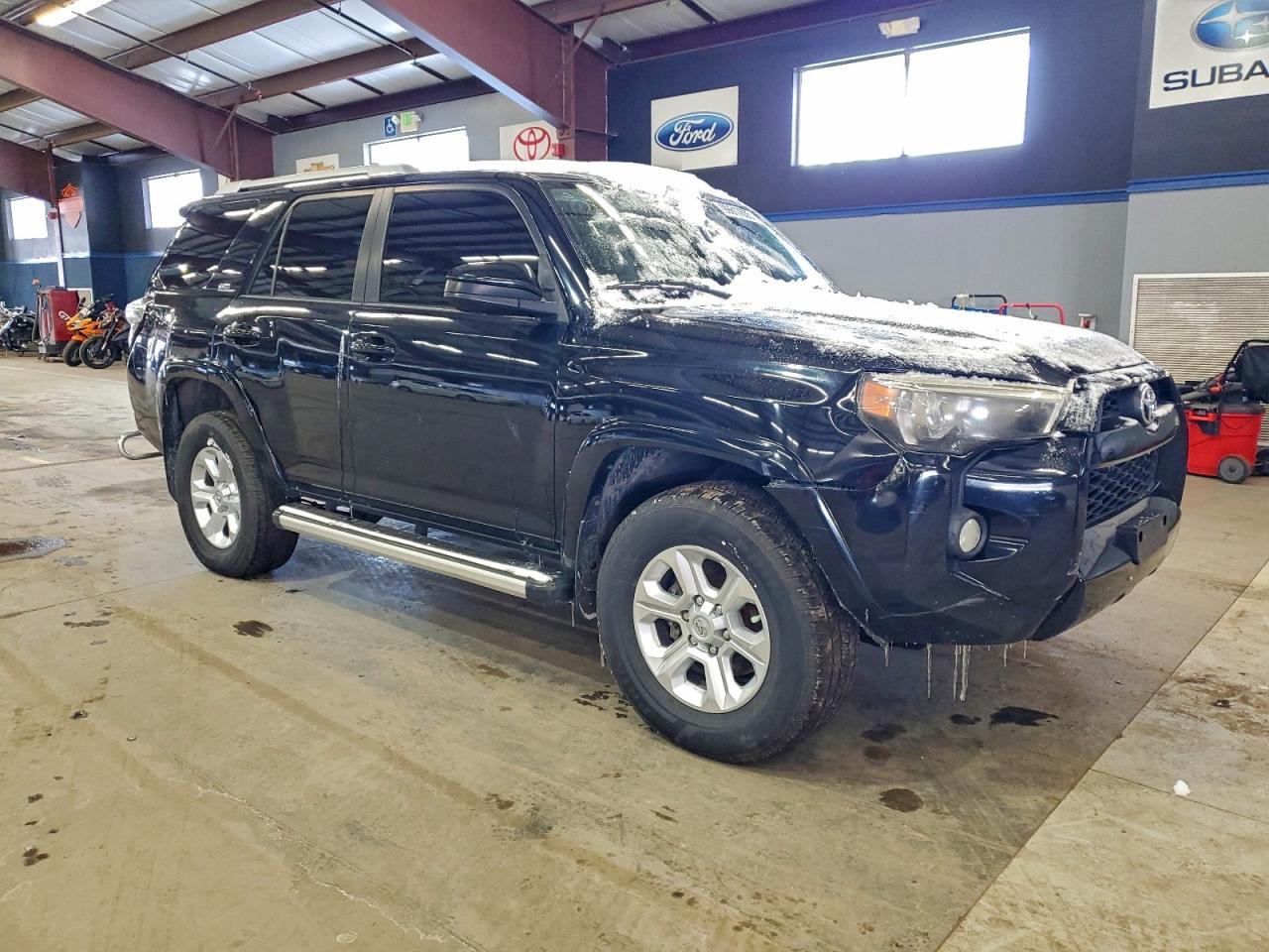 2015 Toyota 4Runner Sr5/Sr5 Premium - Image 4
