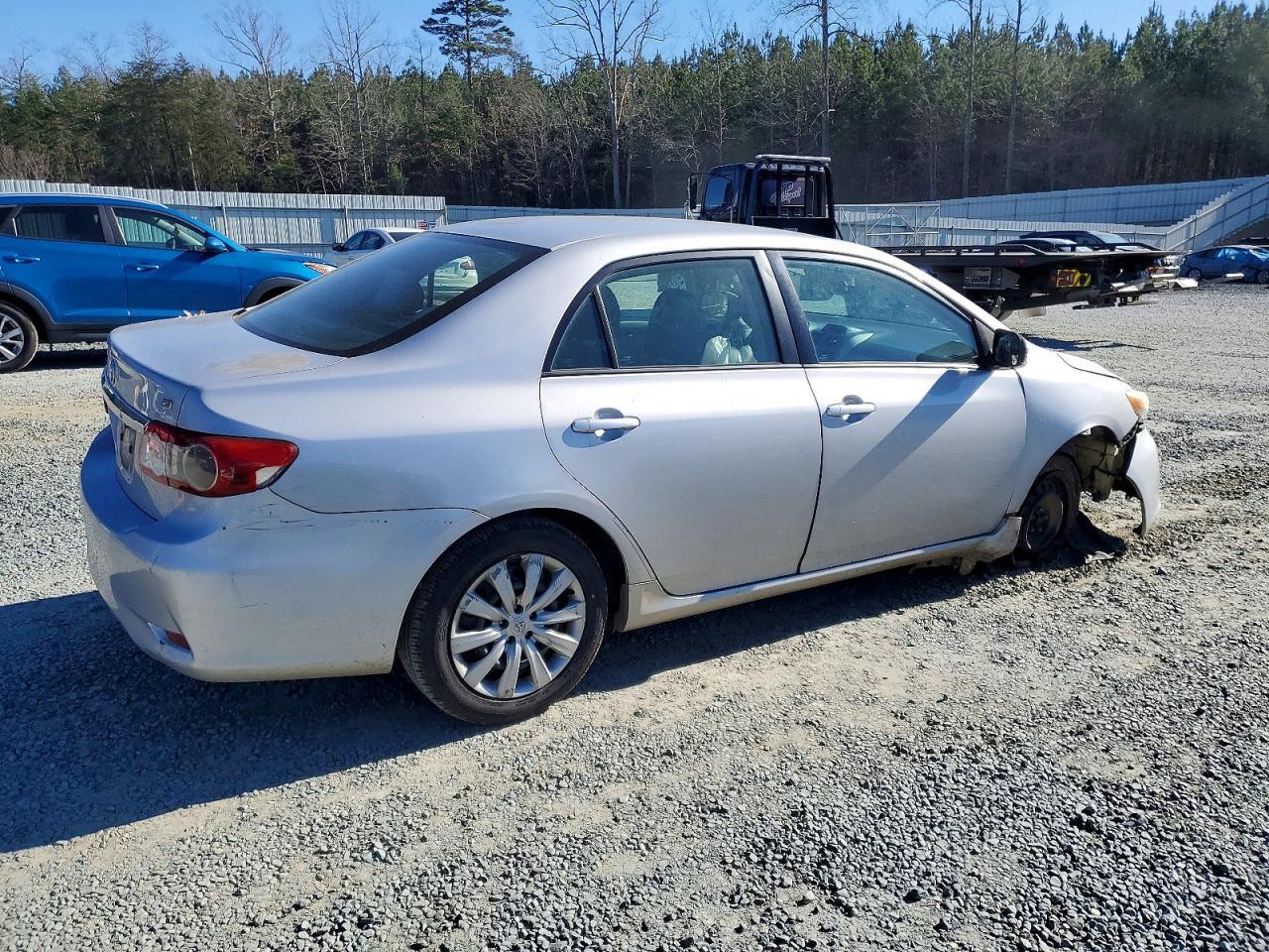 2012 Toyota Corolla Base - Фото 3