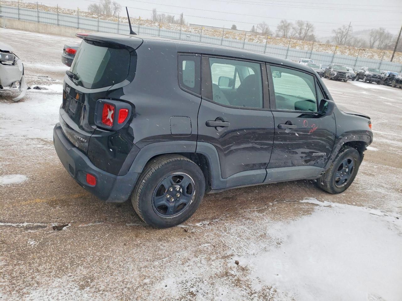 2017 Jeep Renegade Sport - Image 3