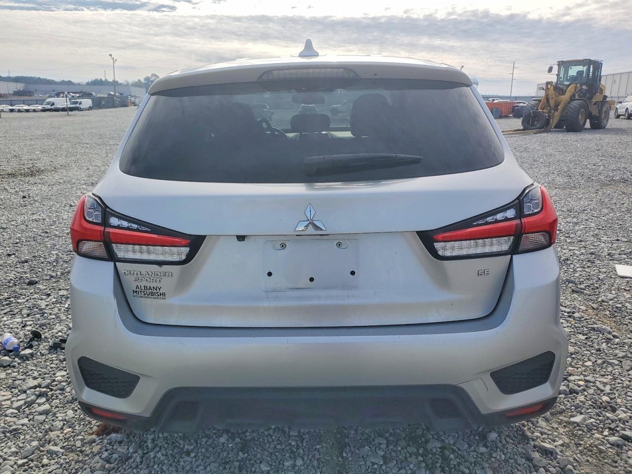 2022 Mitsubishi Outlander Sport Se - Фото 6