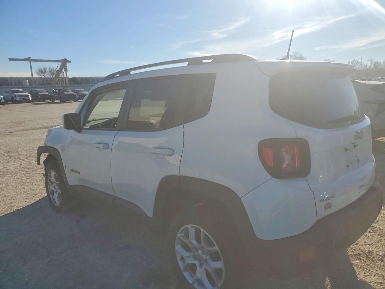 2018 Jeep Renegade - Фото 2