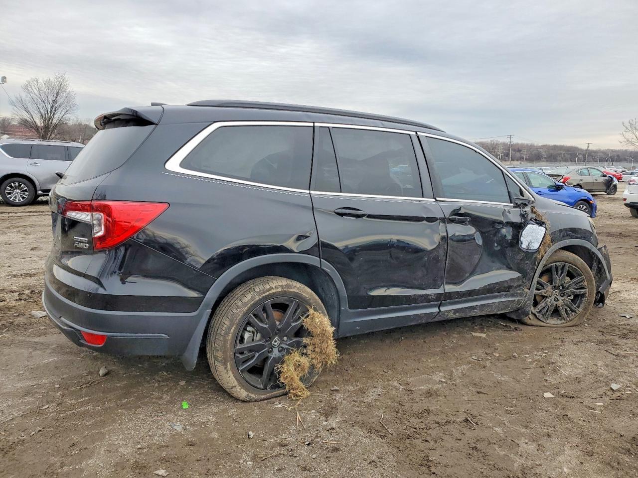 2022 Honda Pilot Se - Image 3