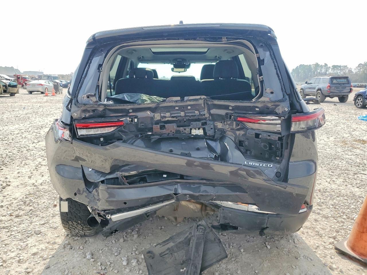2022 Jeep Grand Cherokee Limited - Image 6