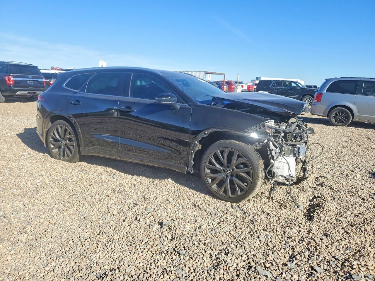 2025 Toyota Crown Signia Xle - Фото 4