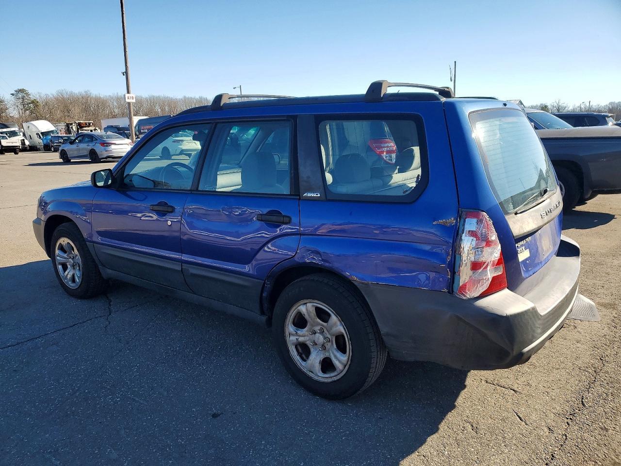 2004 Subaru Forester 2.5X - Фото 2
