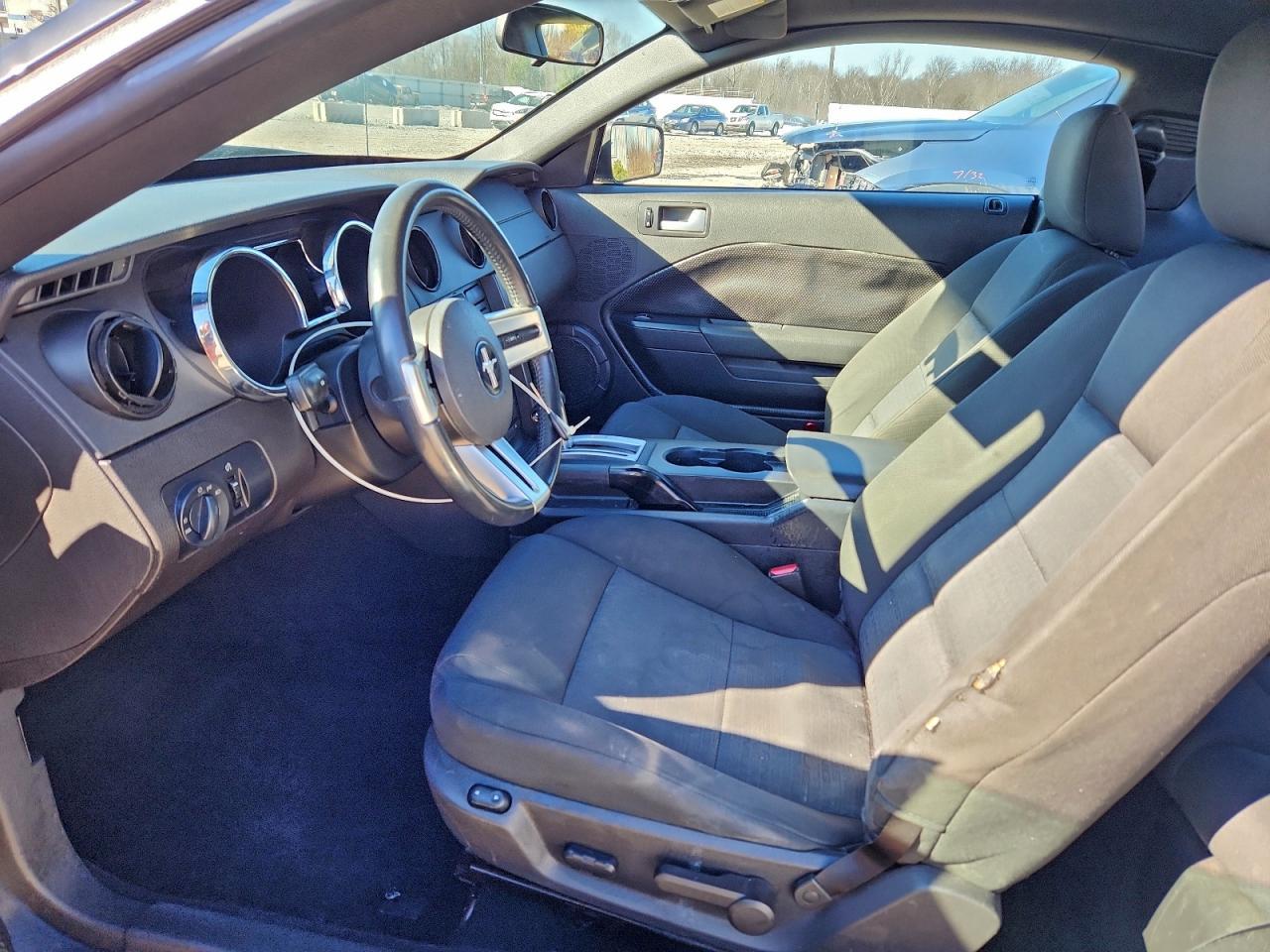 2007 Ford Mustang - Фото 7