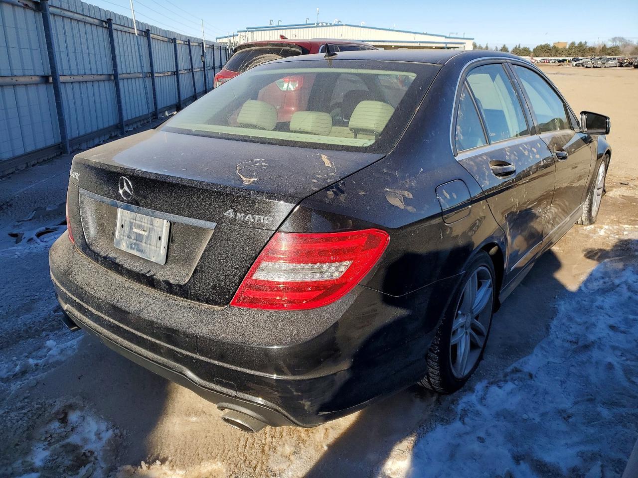 2013 Mercedes-Benz C 300 4Matic - Image 3