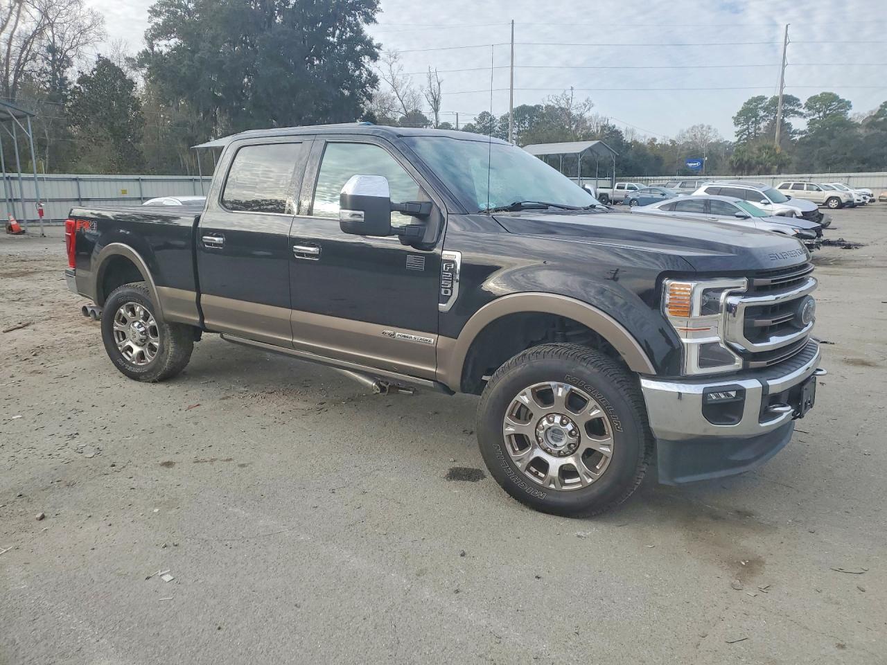 2021 Ford F250 Super Duty - Фото 4