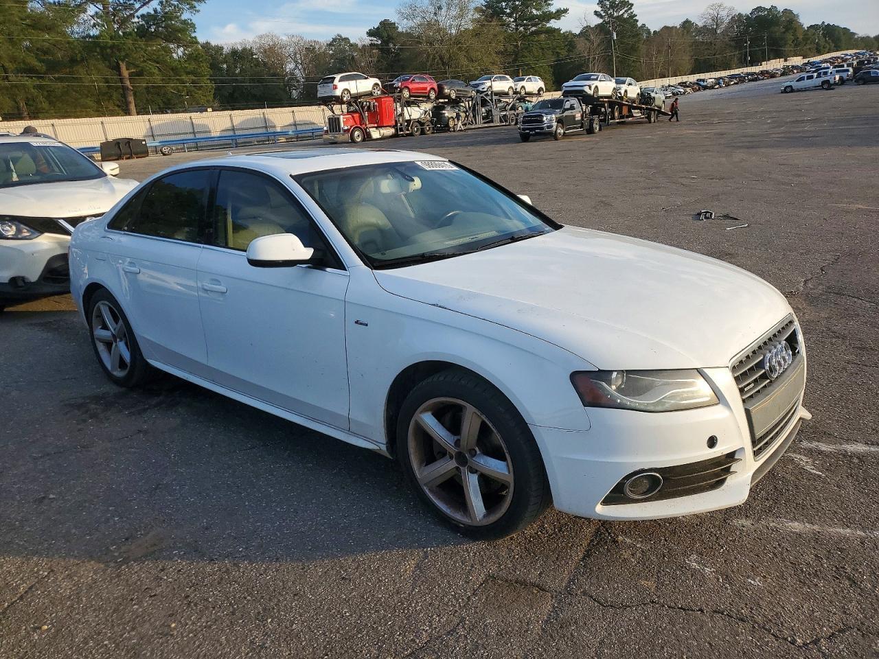 2012 Audi A4 Premium Plus - Фото 4