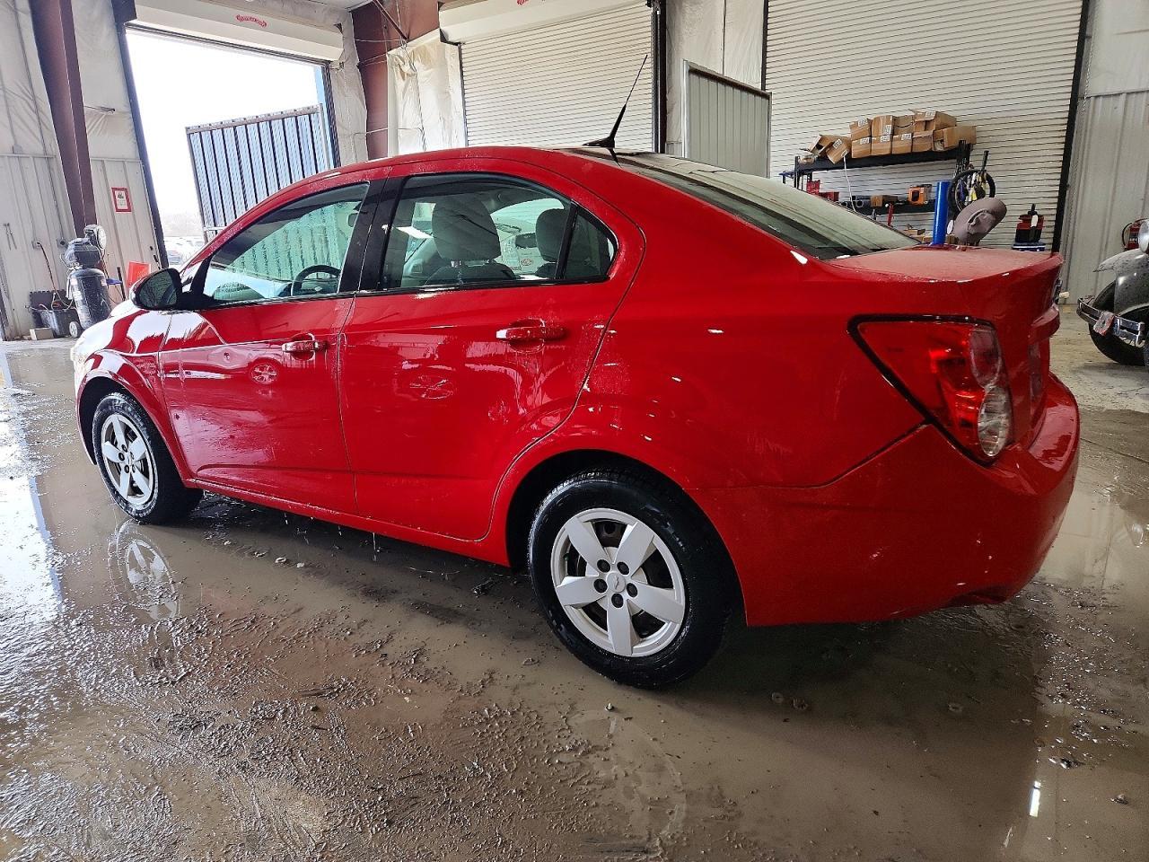 2014 Chevrolet Sonic Ls - Image 2