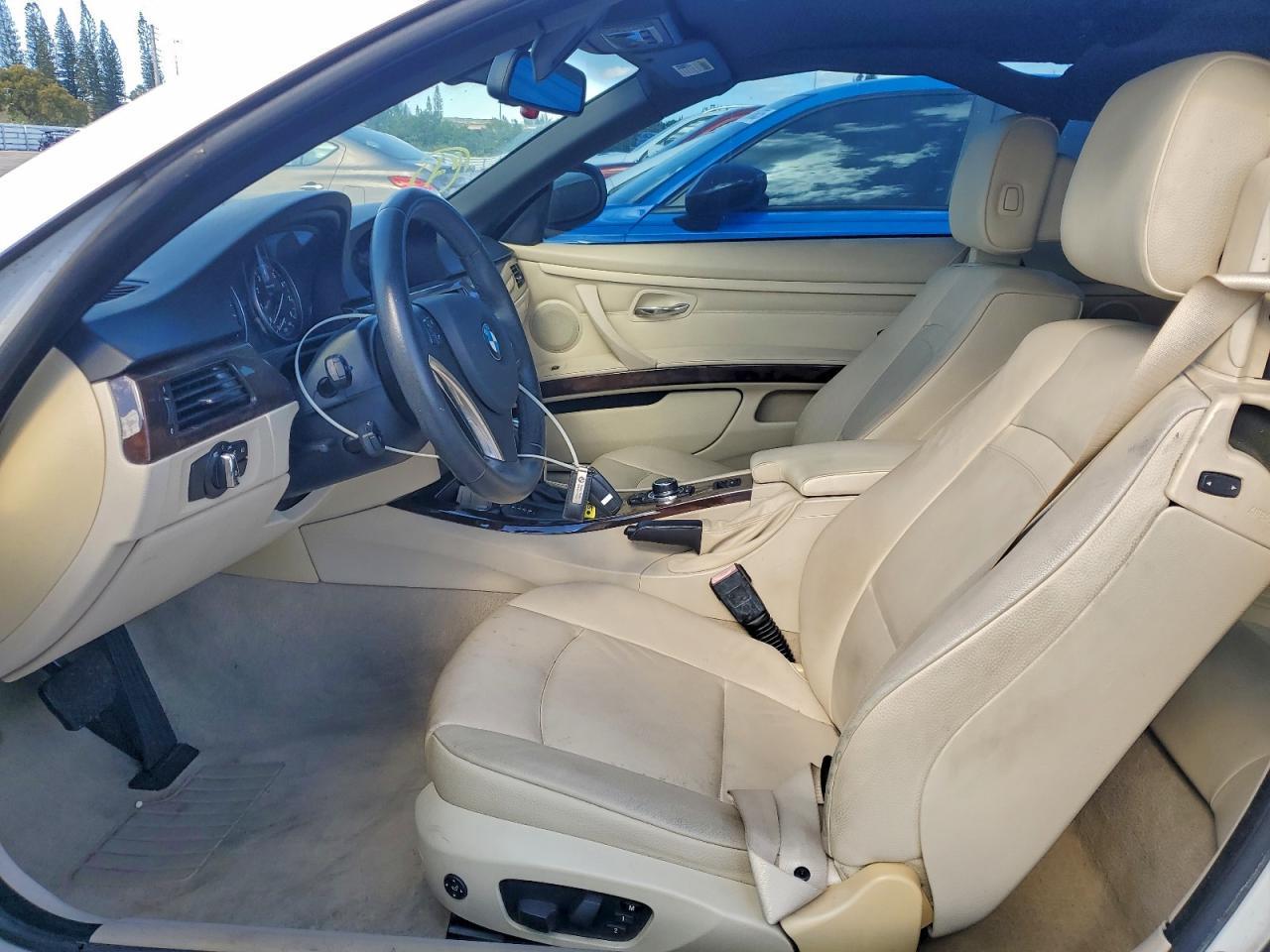 2011 BMW 335 I - Image 7