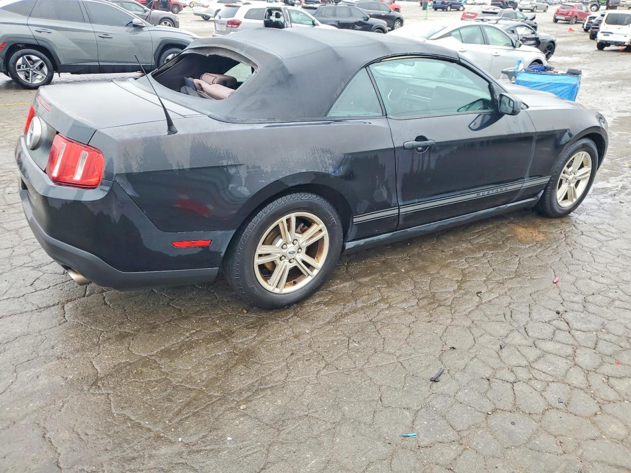 2012 Ford Mustang - Фото 3