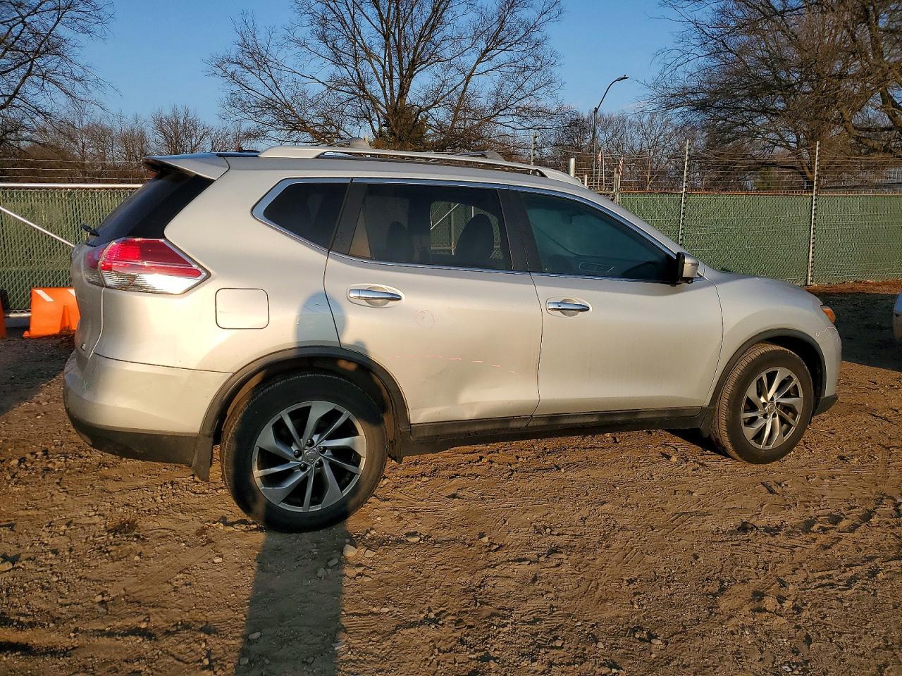 2015 Nissan Rogue Sl - Фото 3