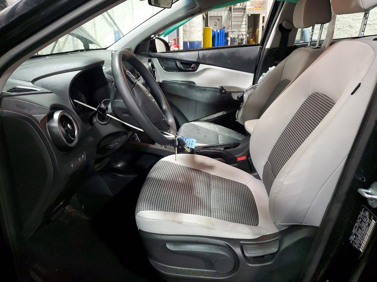 2023 Hyundai Kona Se - Image 7