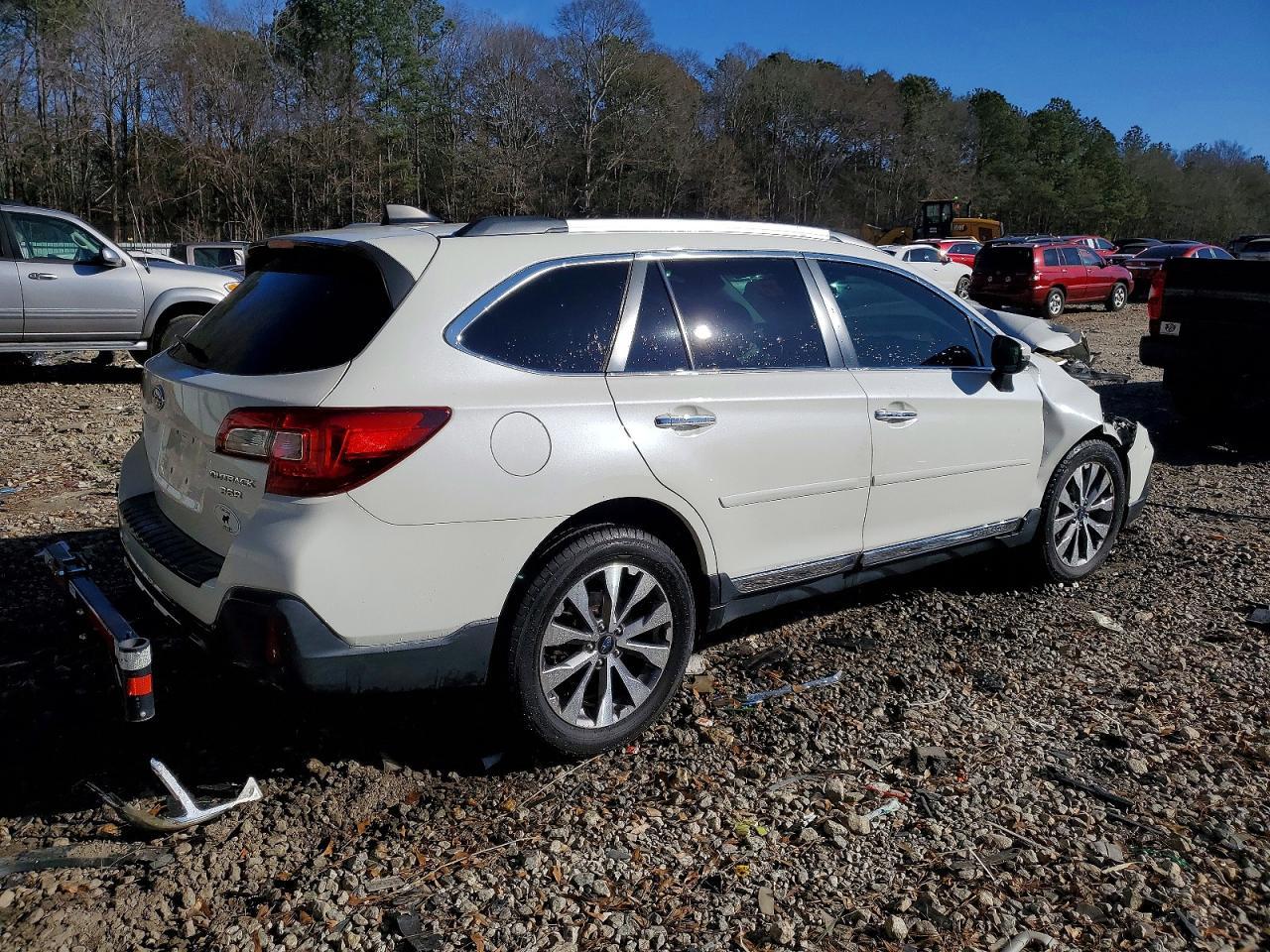 2018 Subaru Outback Touring - Фото 3