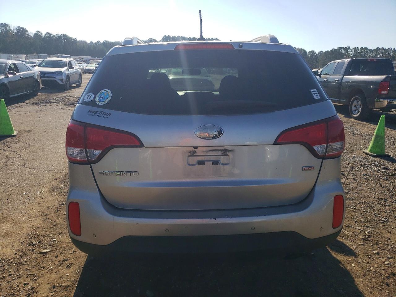 2015 Kia Sorento Lx - Фото 6